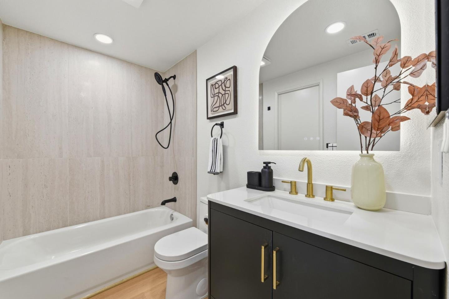 Photo #24: ML82050559 Listing: Photo #24