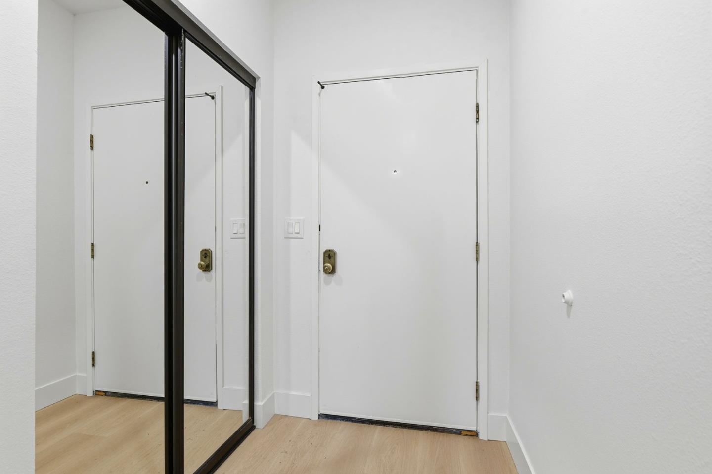 Photo #5: ML82050559 Listing: Photo #5