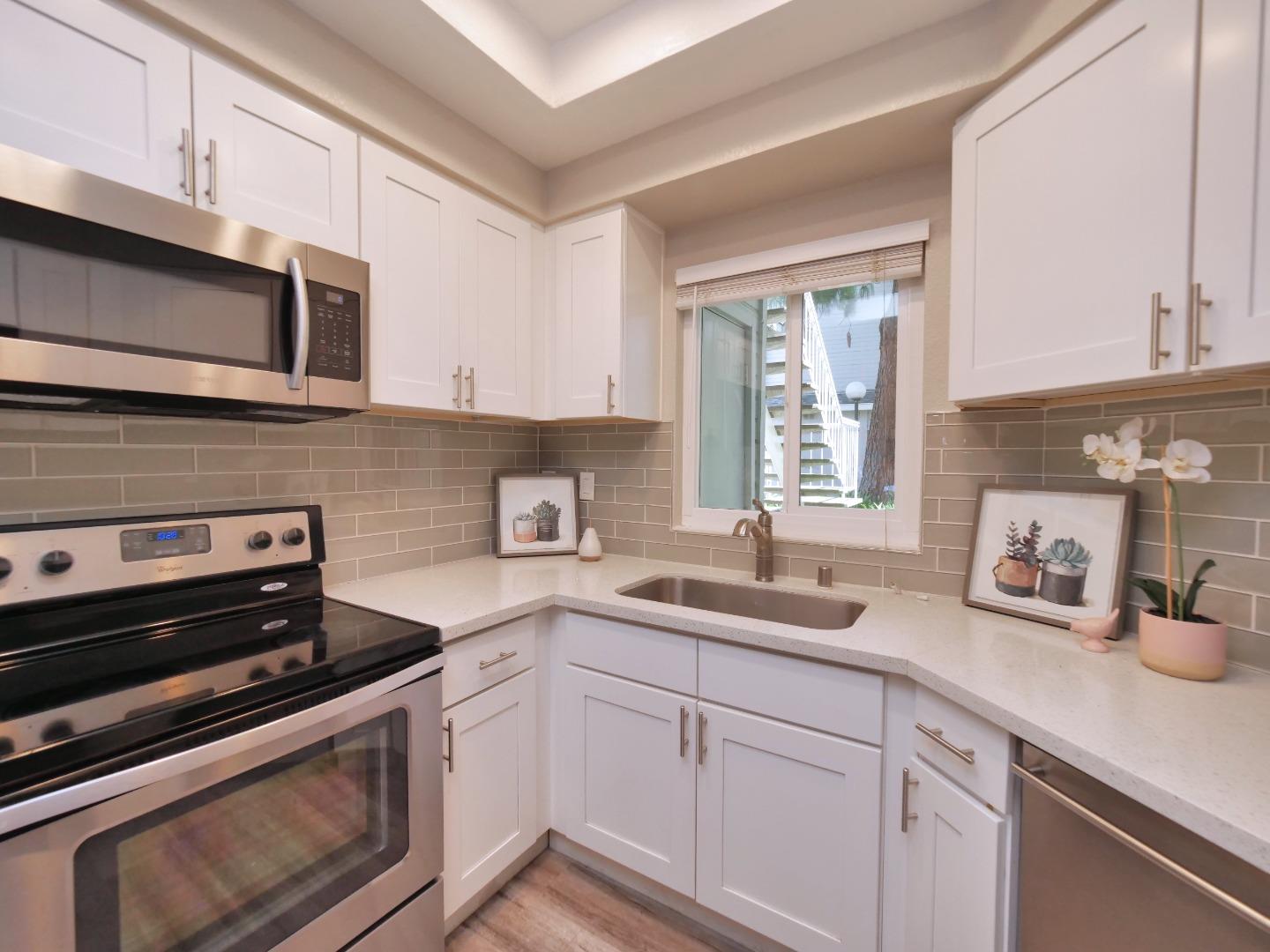 Photo #11: ML82050574 Listing: Photo #11