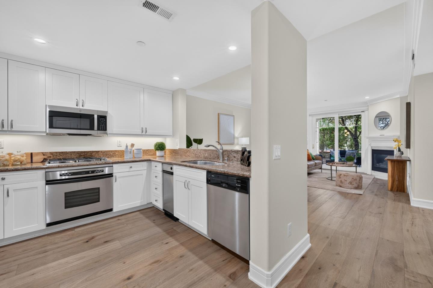 Photo #3: ML82050587 Listing: Photo #3