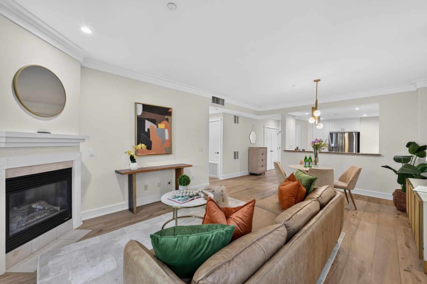 Photo #5: ML82050587 Listing: Photo #5