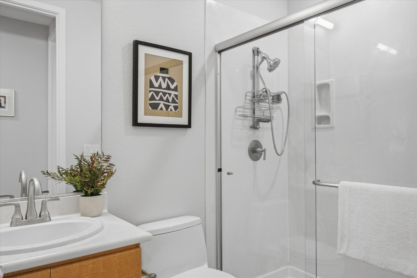 Photo #10: ML82050596 Listing: Photo #10