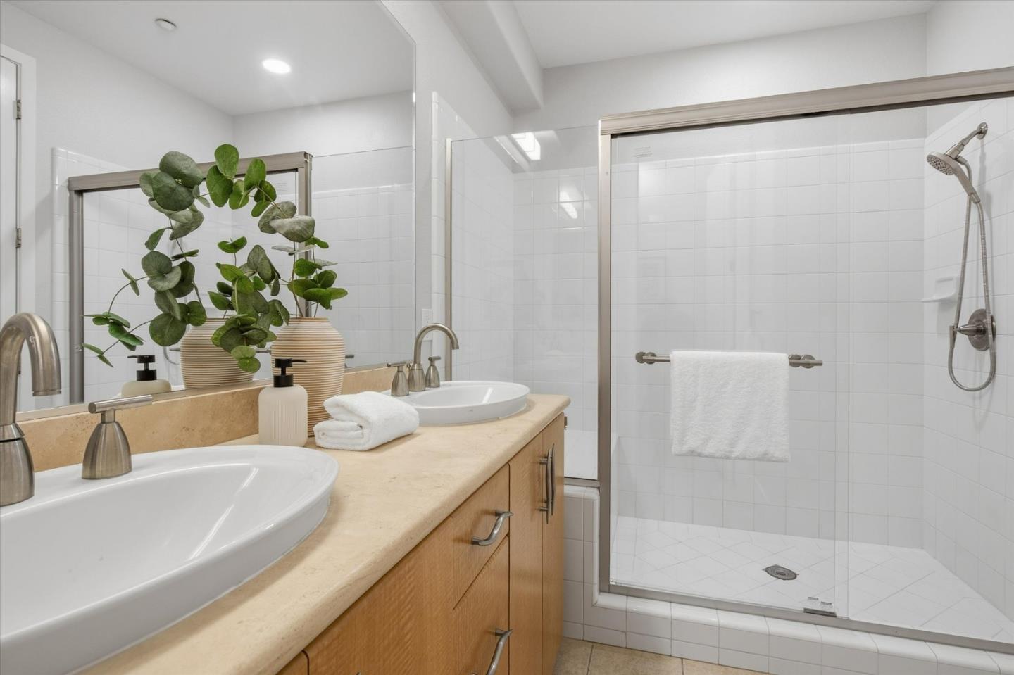 Photo #19: ML82050596 Listing: Photo #19