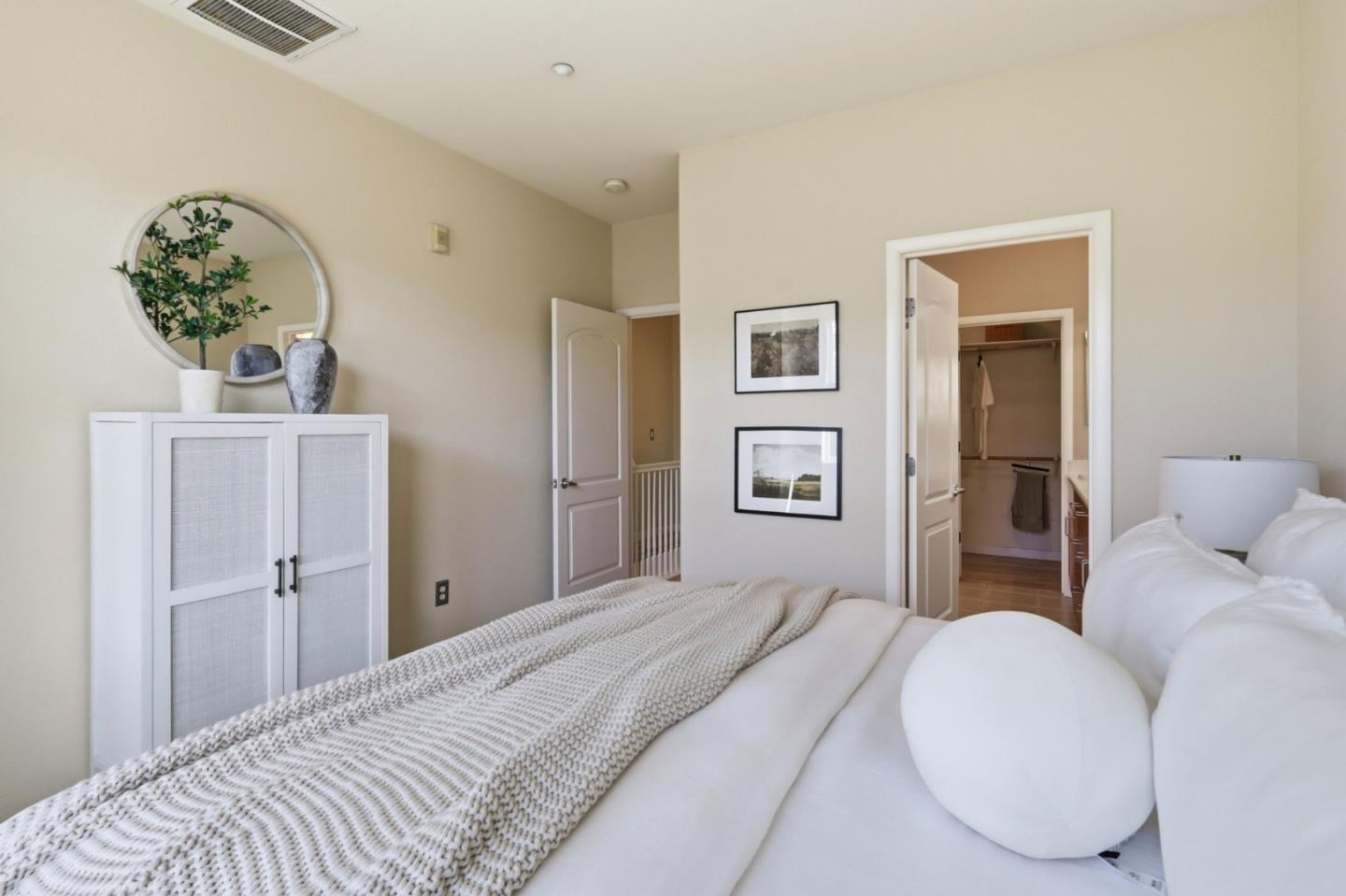 Photo #16: ML82050608 Listing: Photo #16