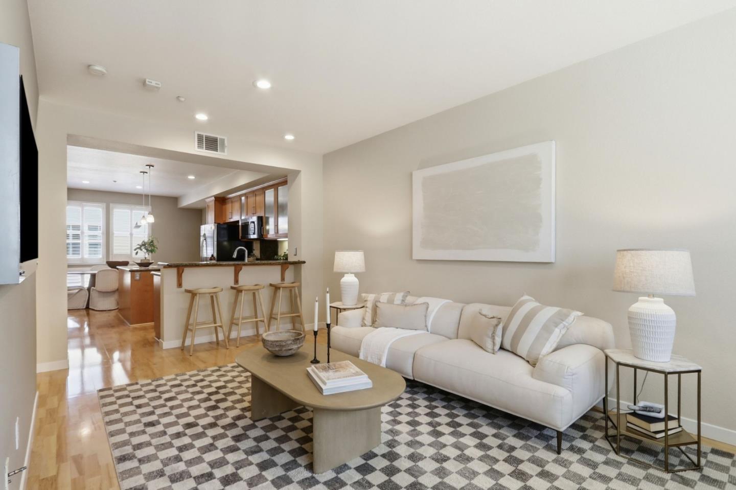 Photo #5: ML82050608 Listing: Photo #5