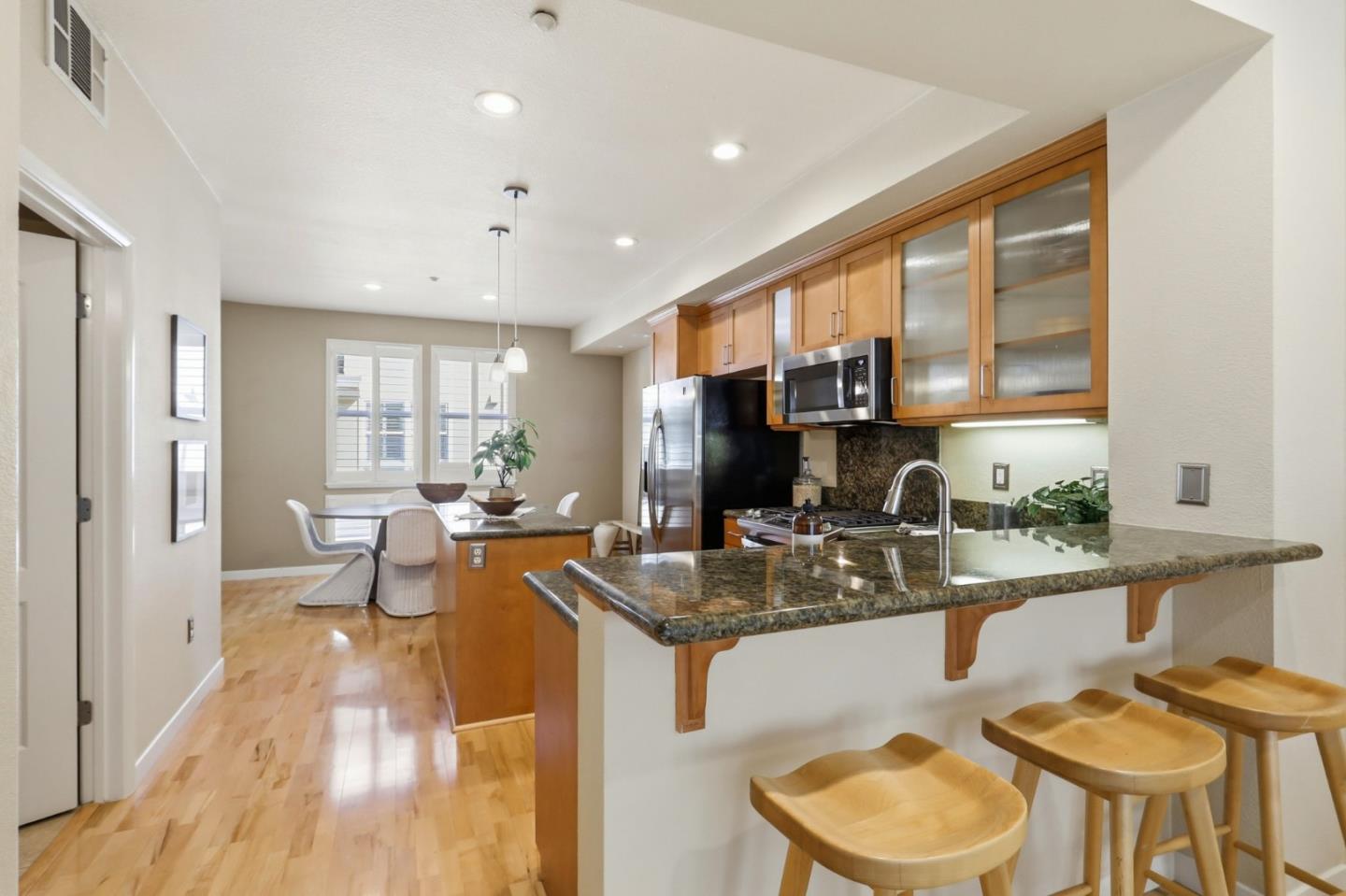 Photo #6: ML82050608 Listing: Photo #6