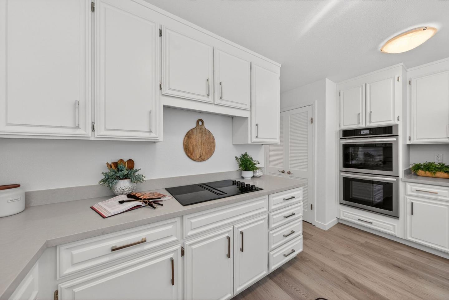 Photo #10: ML82050635 Listing: Photo #10