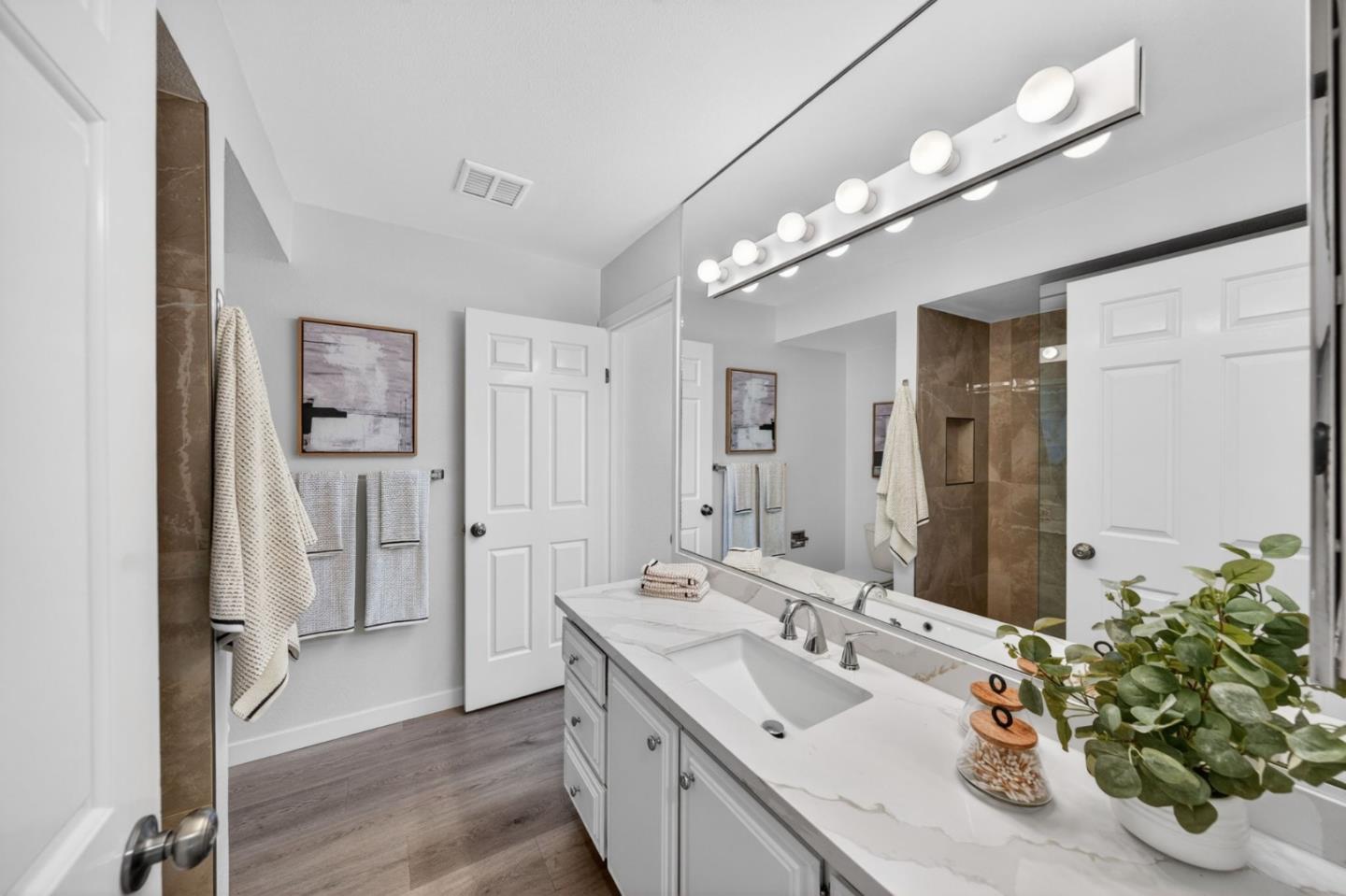 Photo #16: ML82050635 Listing: Photo #16
