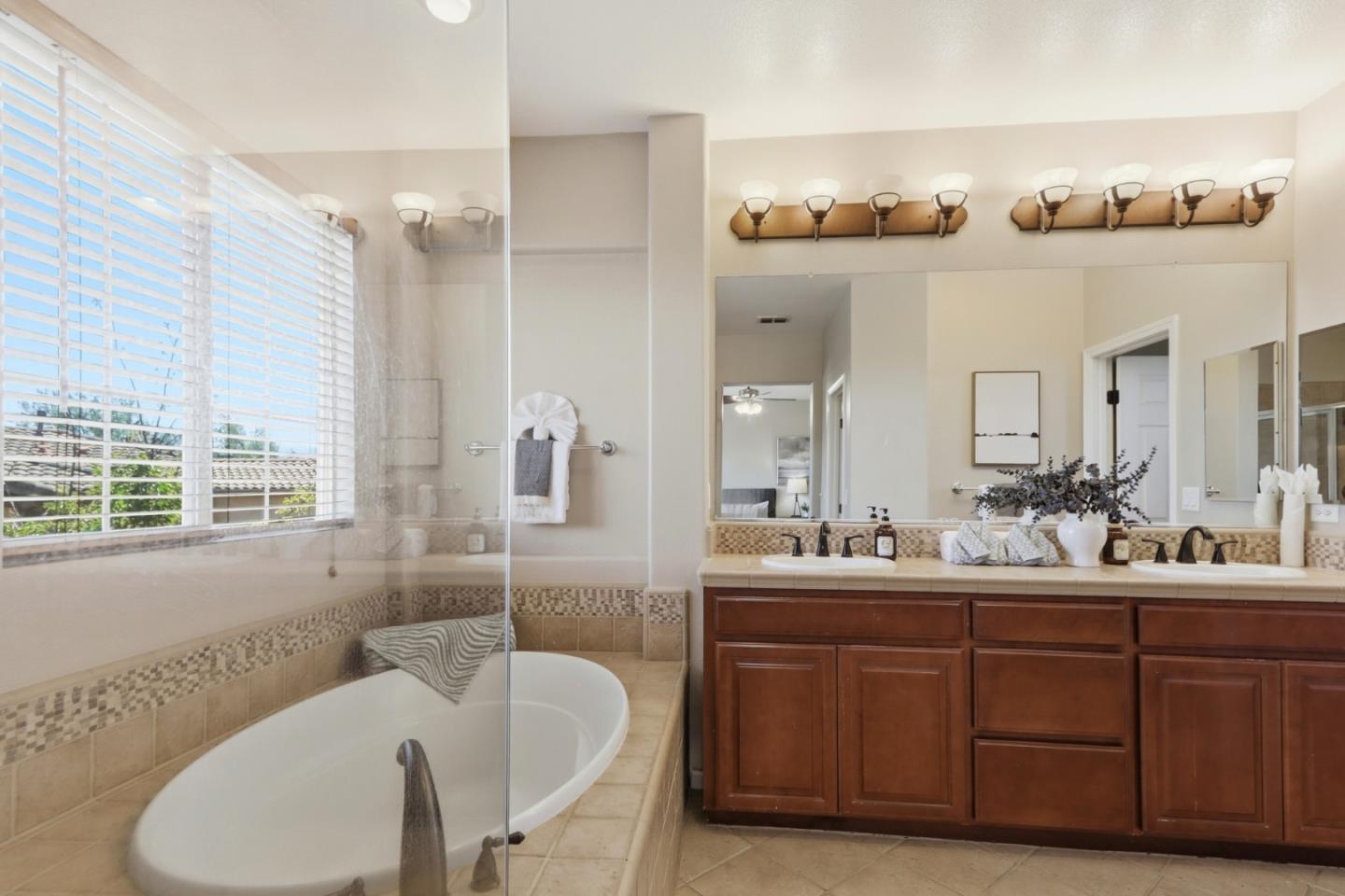 Photo #31: ML82050679 Listing: Photo #31