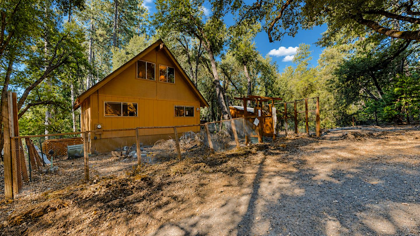 17895 Towhee Ln, Tuolumne County, CA 95383 photo 2