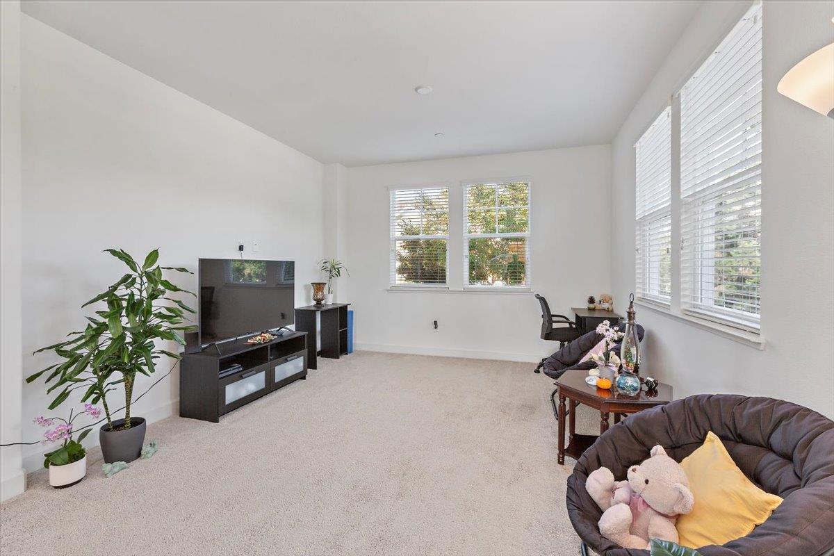 Photo #18: ML82050752 Listing: Photo #18
