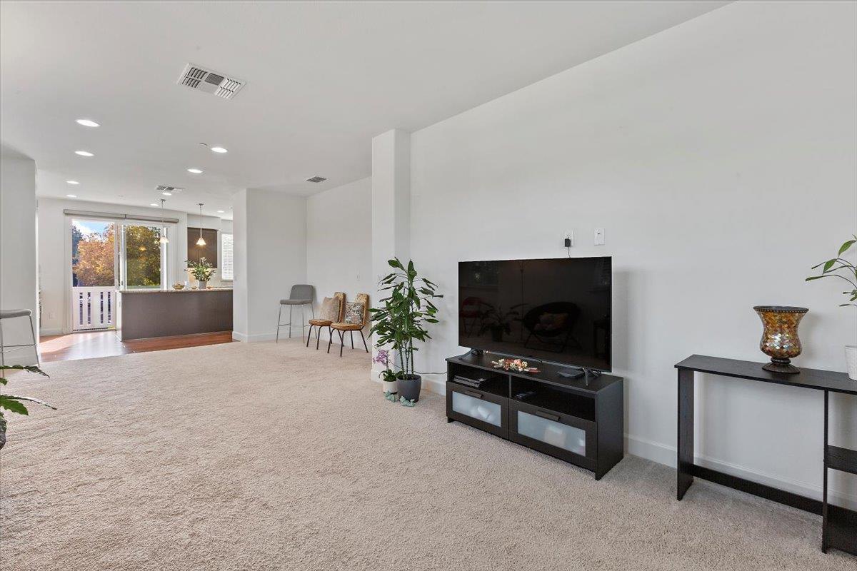 Photo #20: ML82050752 Listing: Photo #20