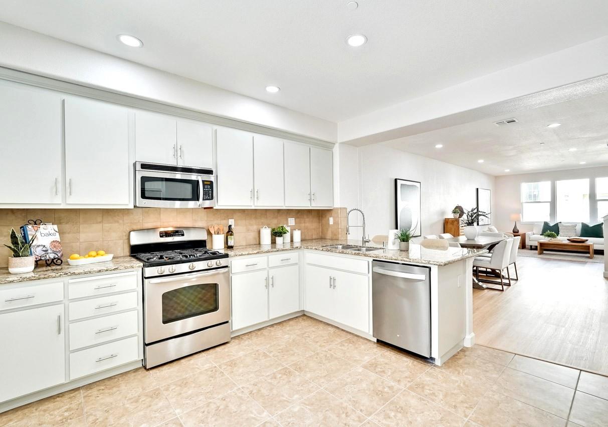 Photo #8: ML82050776 Listing: Photo #8