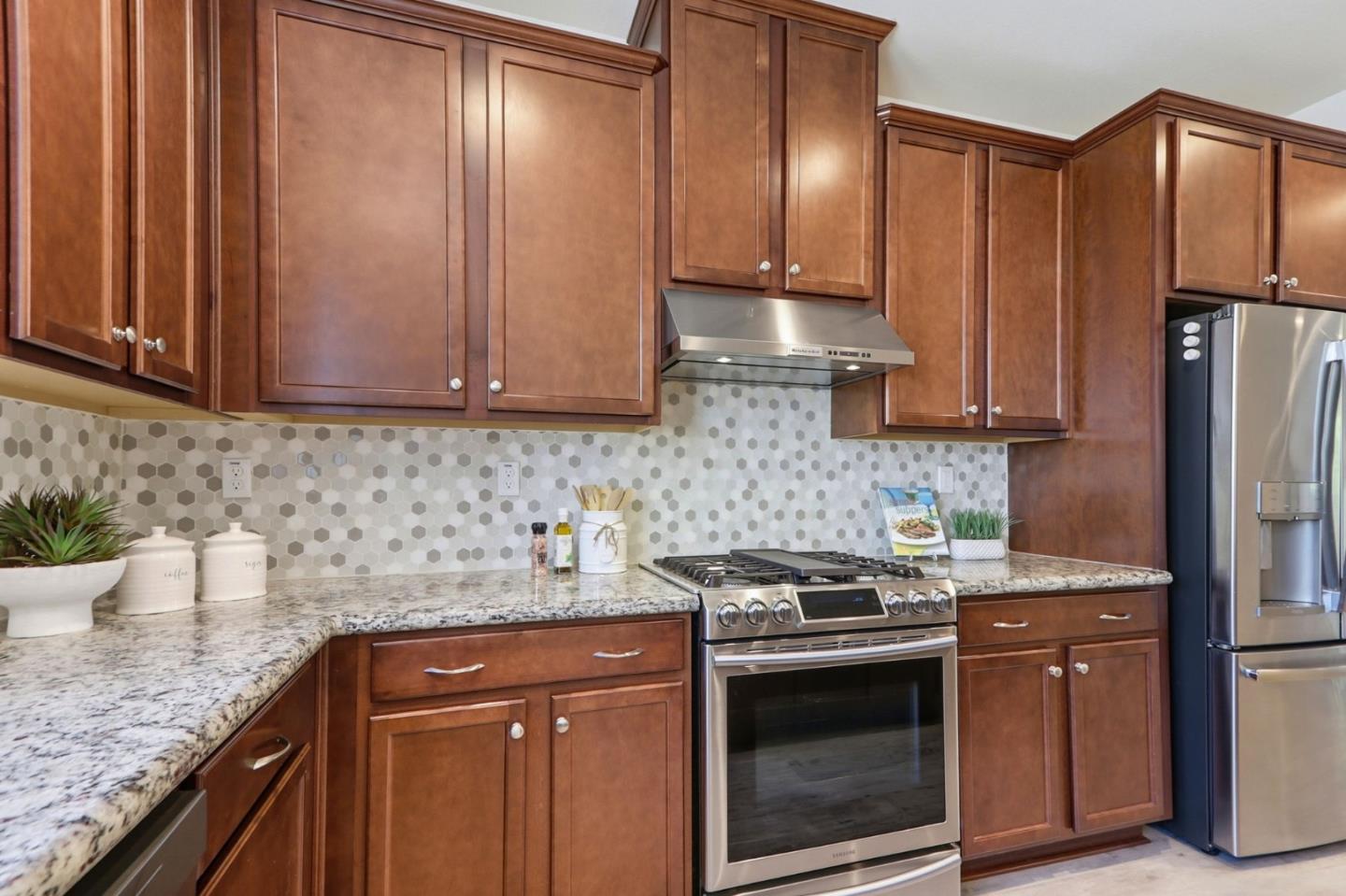 Photo #15: ML82050781 Listing: Photo #15