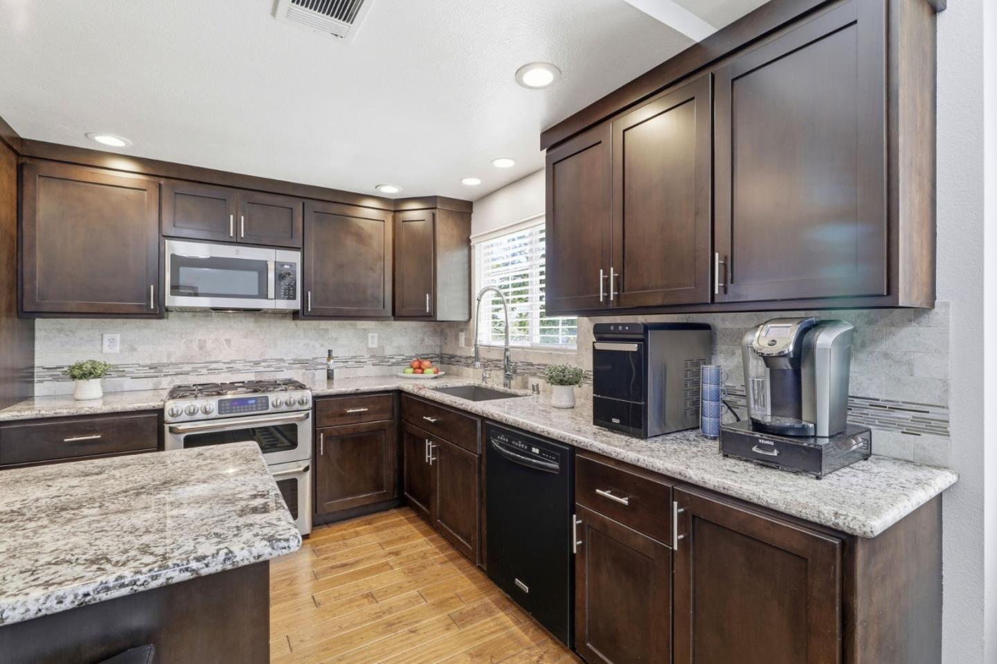 Photo #12: ML82050784 Listing: Photo #12