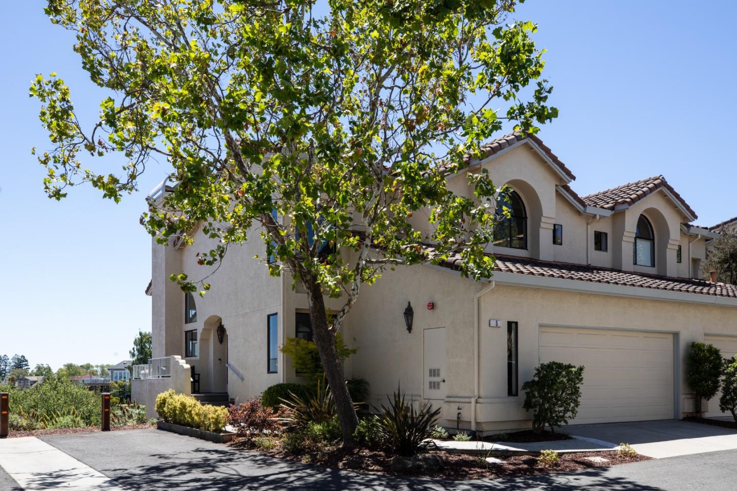 Photo #2: ML82050793 Listing: Photo #2