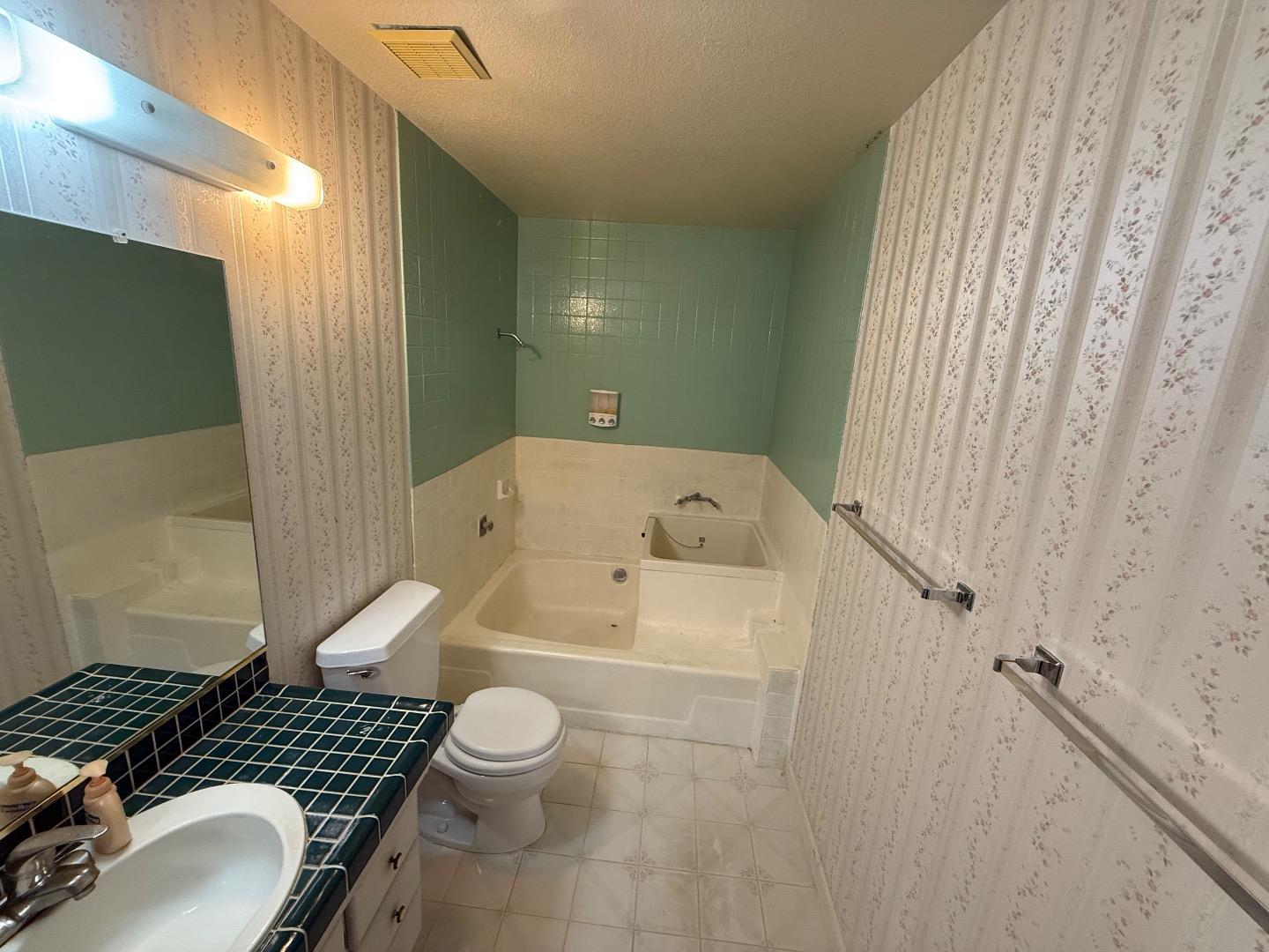 Photo #28: ML82050802 Listing: Photo #28