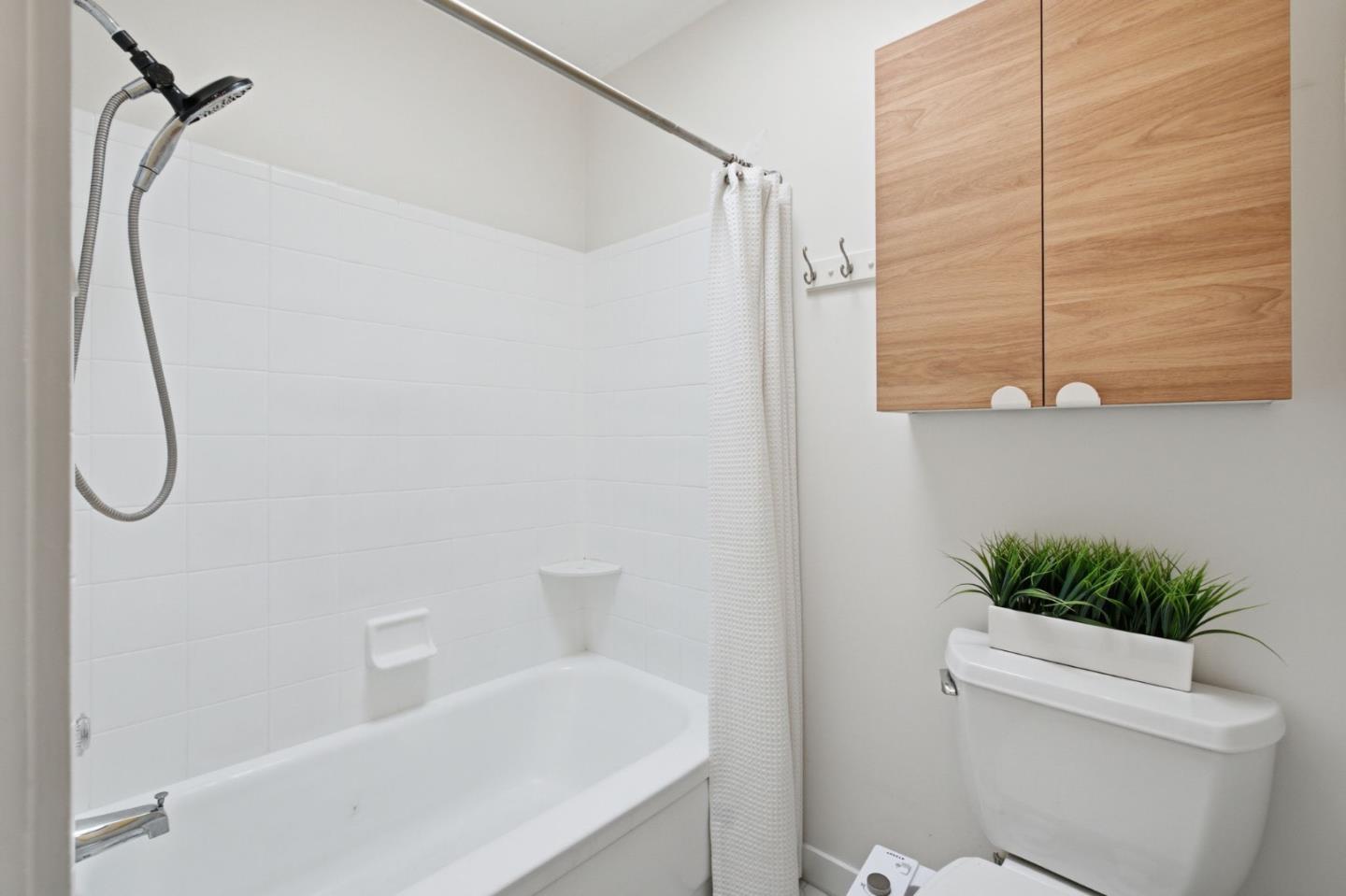 Photo #13: ML82050809 Listing: Photo #13