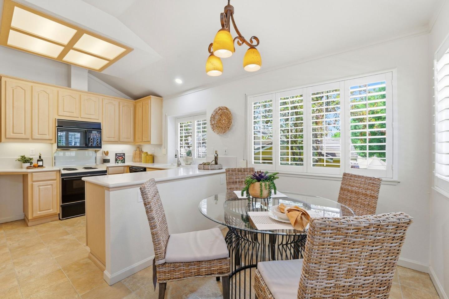 Photo #12: ML82050813 Listing: Photo #12