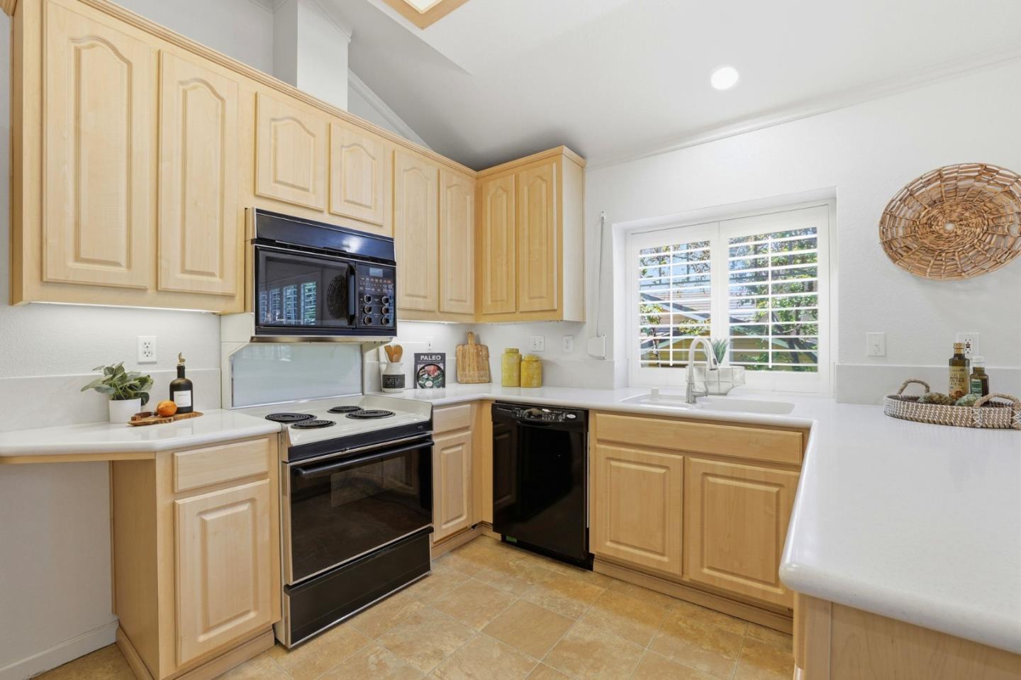 Photo #14: ML82050813 Listing: Photo #14