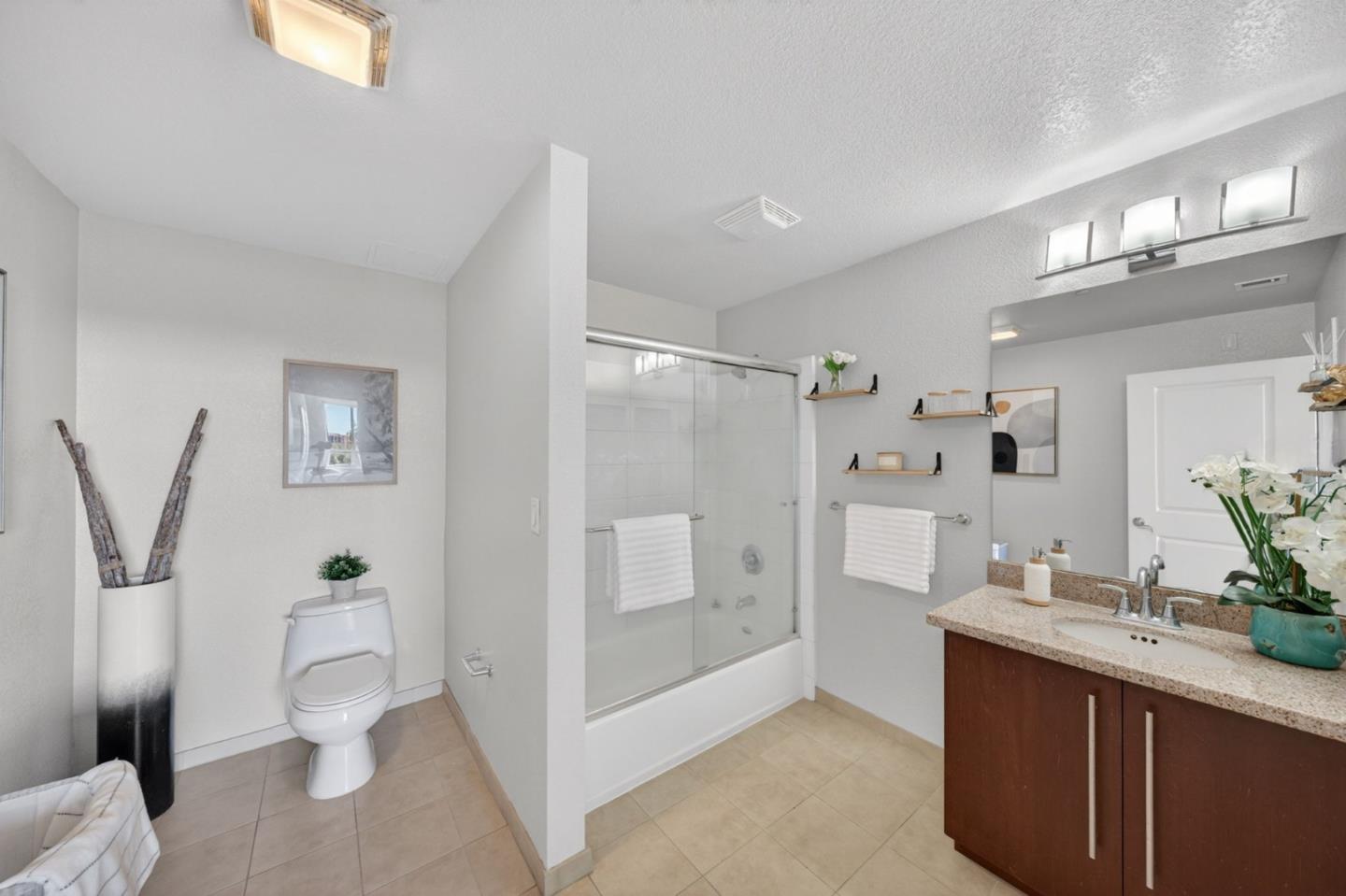 Photo #18: ML82050833 Listing: Photo #18