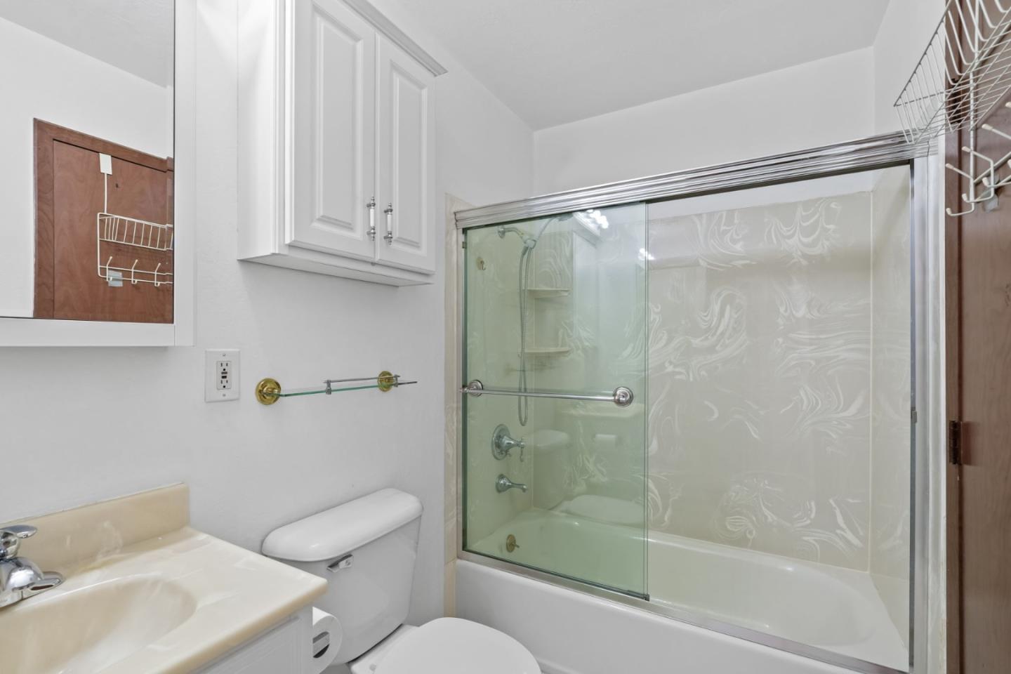 Photo #15: ML82050839 Listing: Photo #15