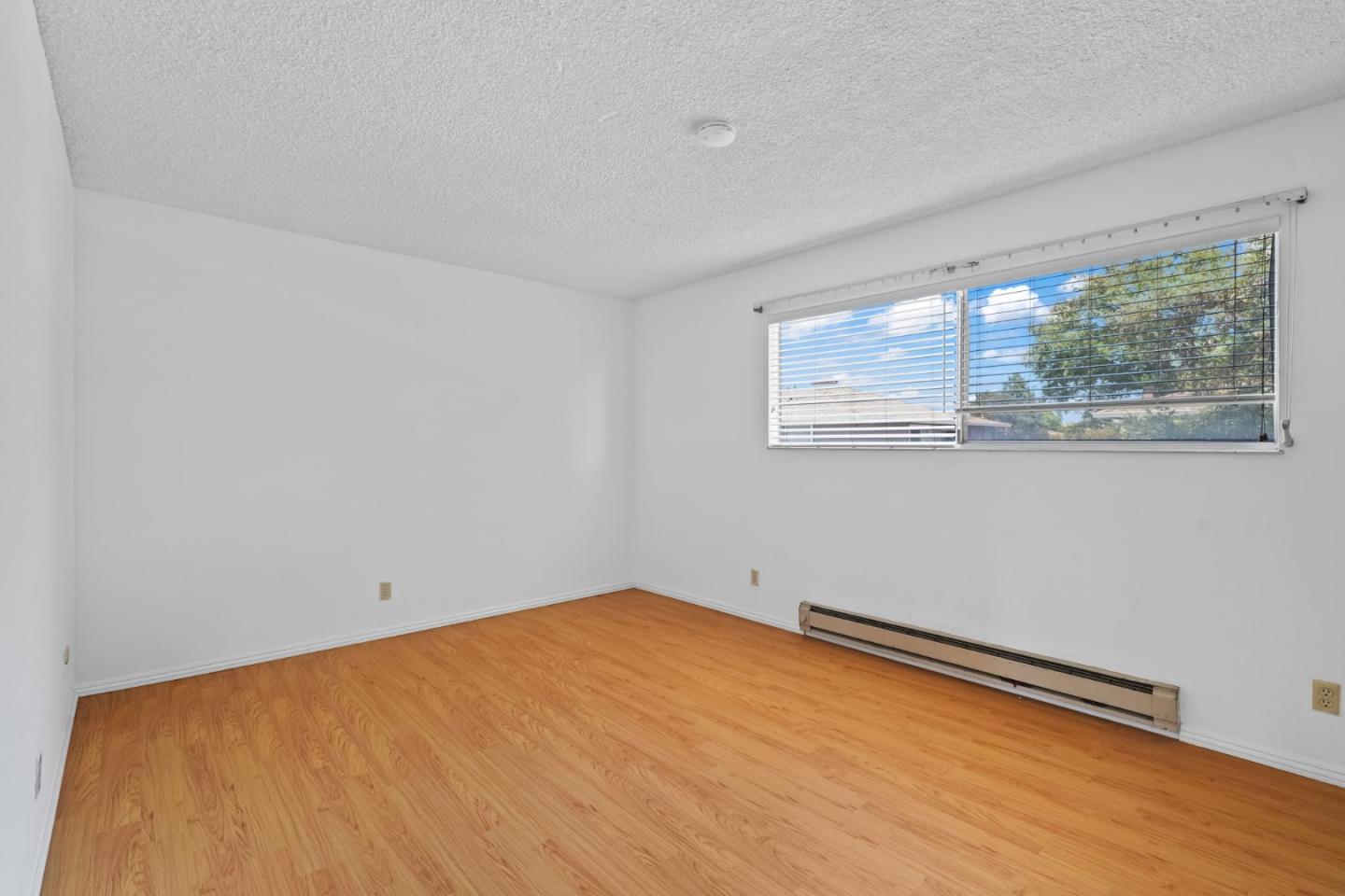 Photo #17: ML82050839 Listing: Photo #17