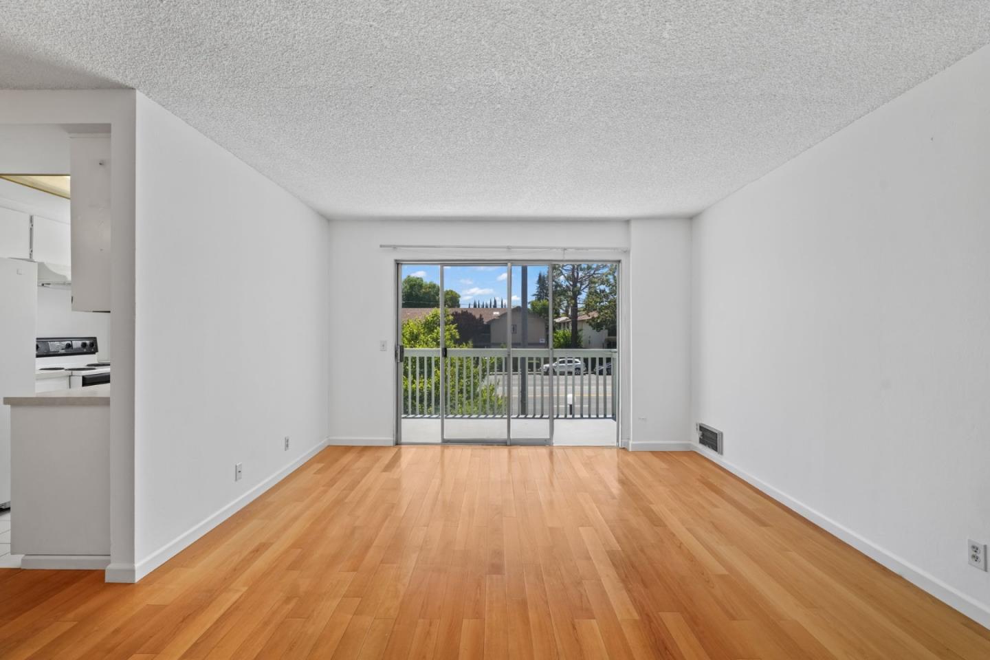Photo #9: ML82050839 Listing: Photo #9