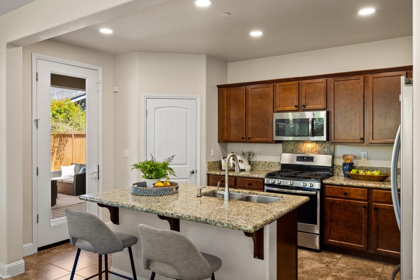 18587 Mcclellan Cir, EastGarrison, CA 93933, Photo 7