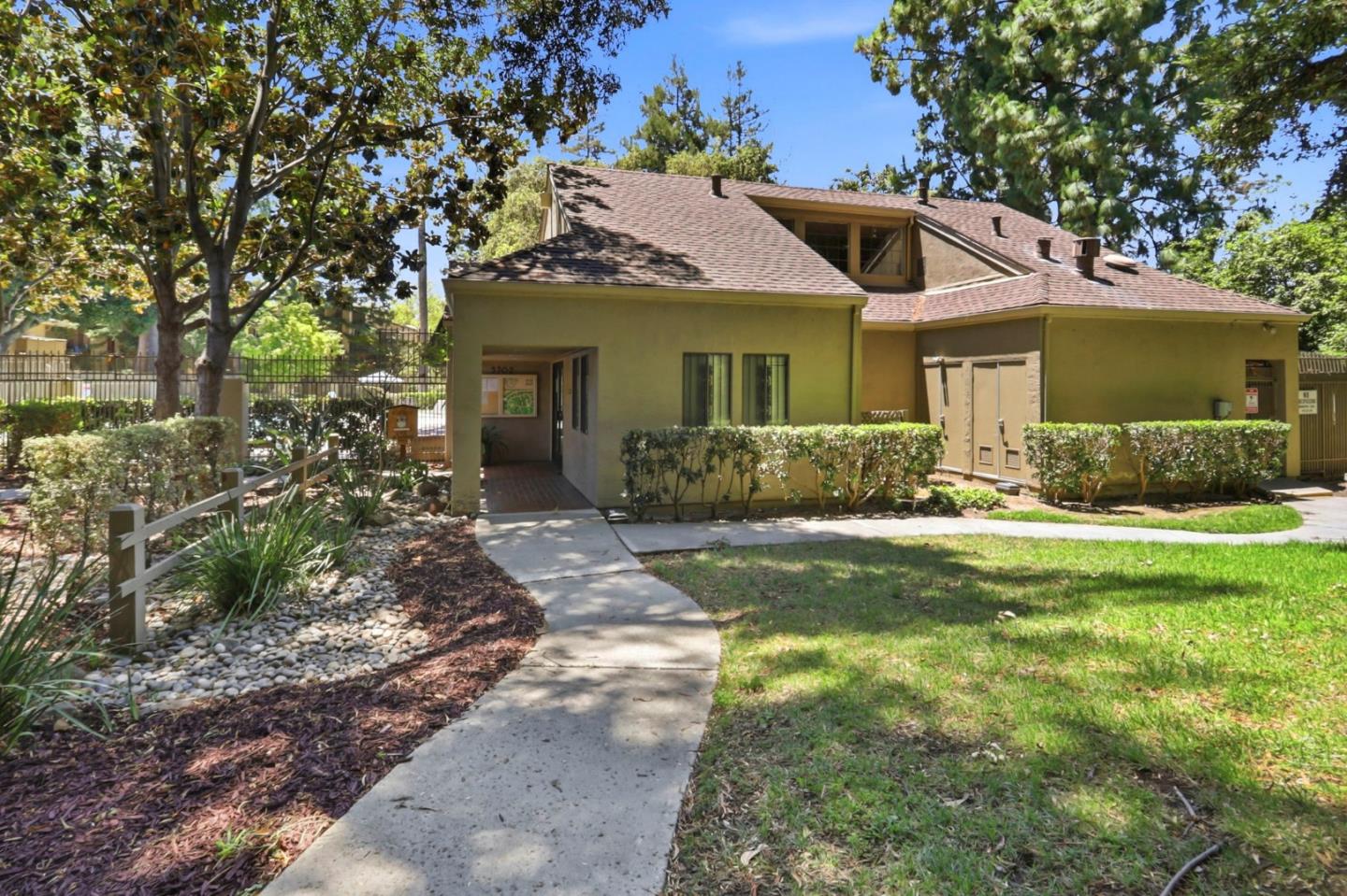 Photo #3: ML82050874 Listing: Photo #3