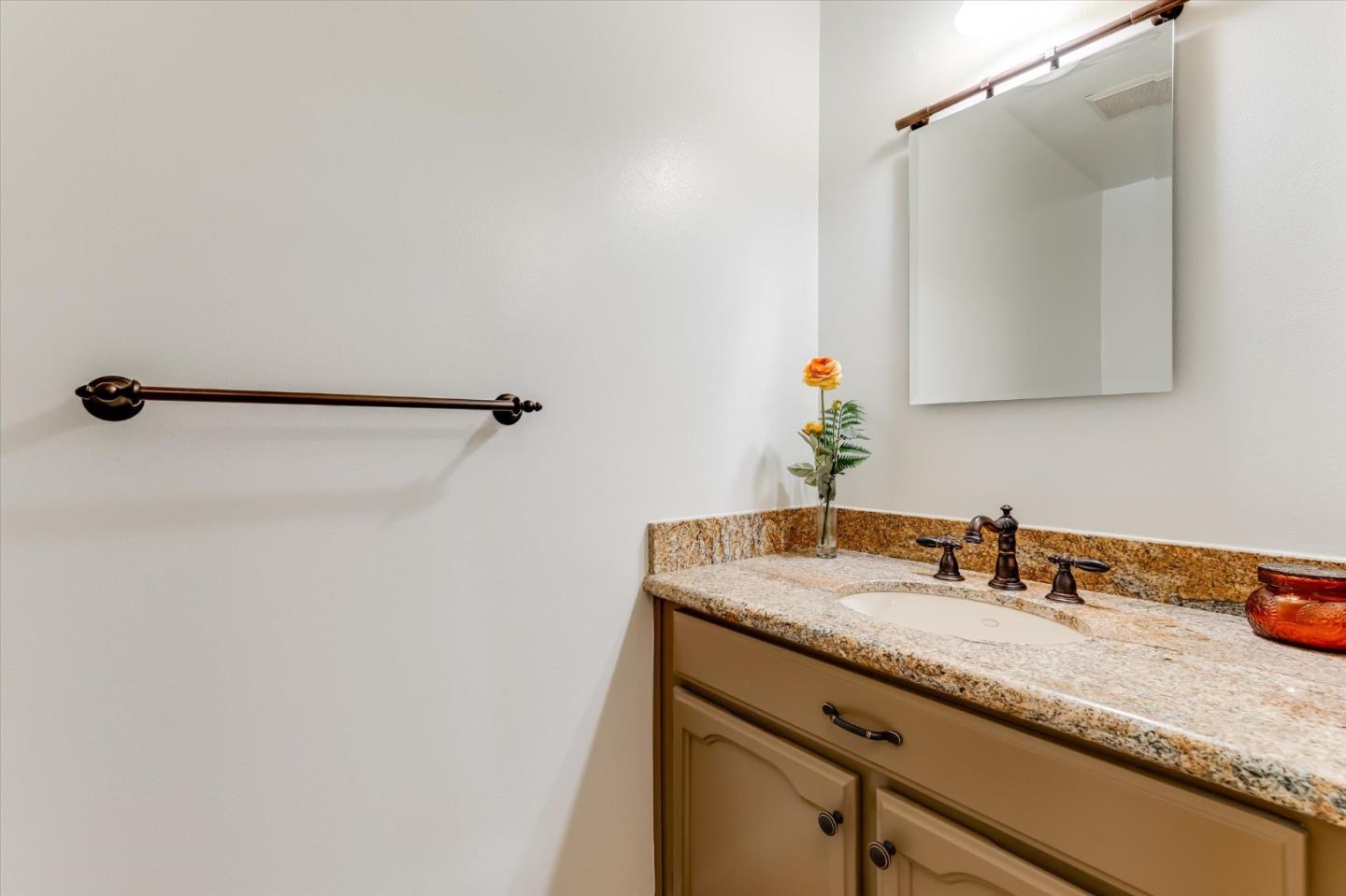 Photo #11: ML82050877 Listing: Photo #11