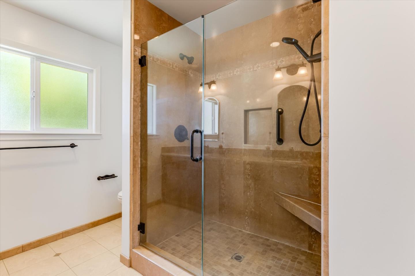 Photo #16: ML82050877 Listing: Photo #16