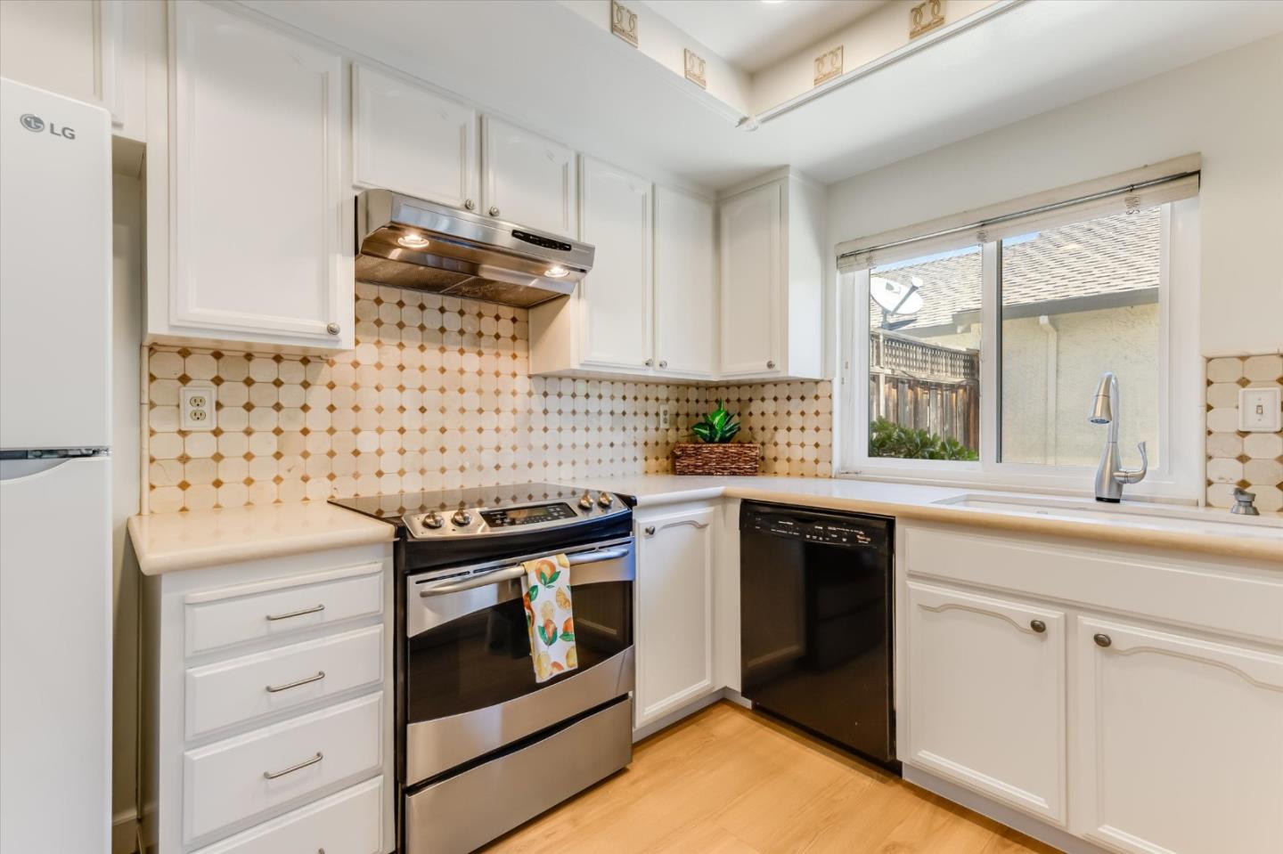 Photo #8: ML82050877 Listing: Photo #8