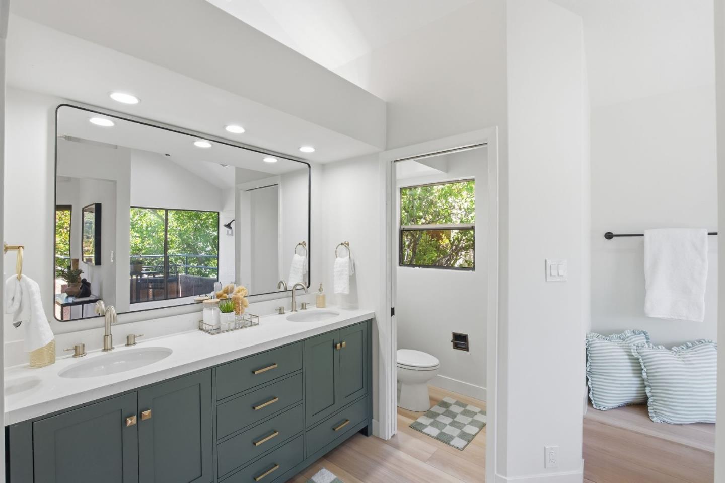Photo #28: ML82050938 Listing: Photo #28