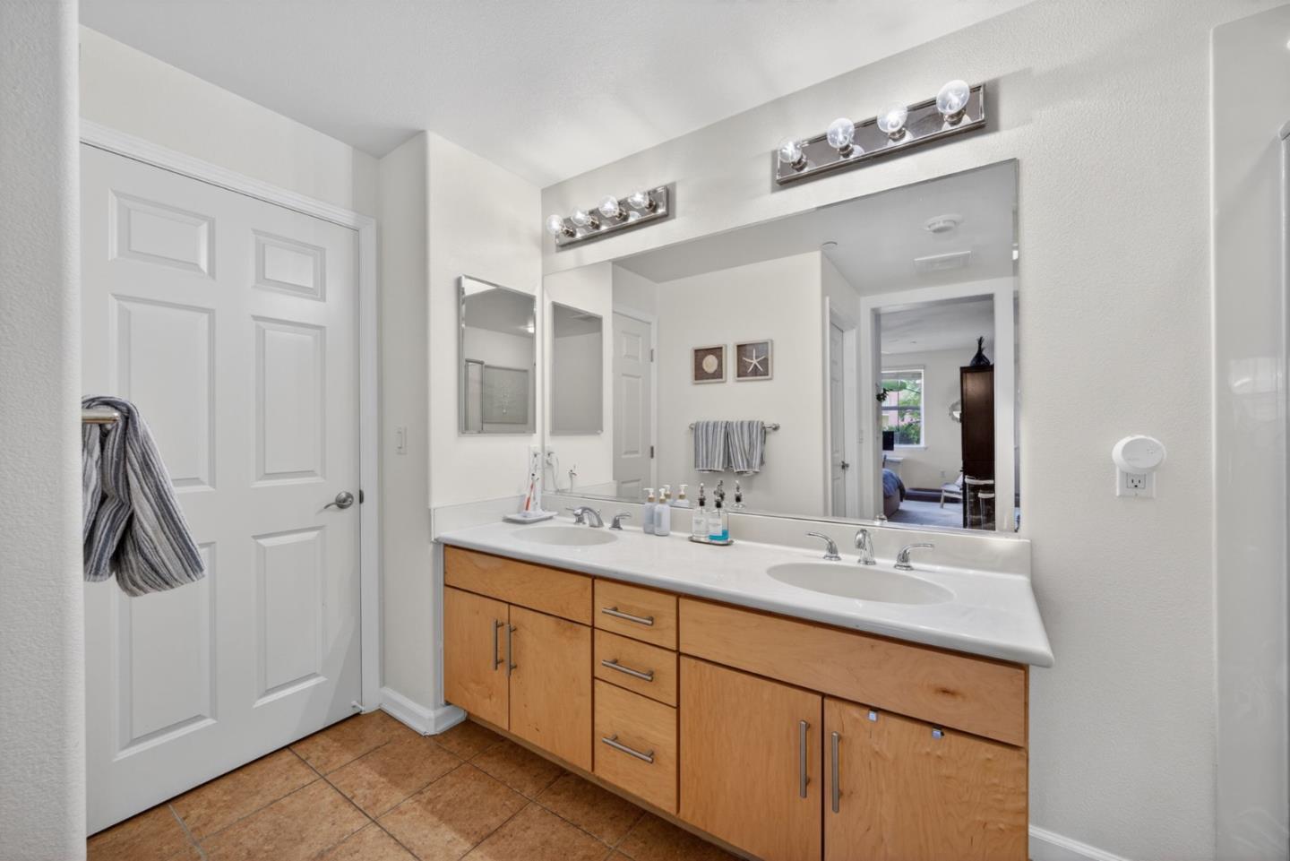 Photo #28: ML82050958 Listing: Photo #28