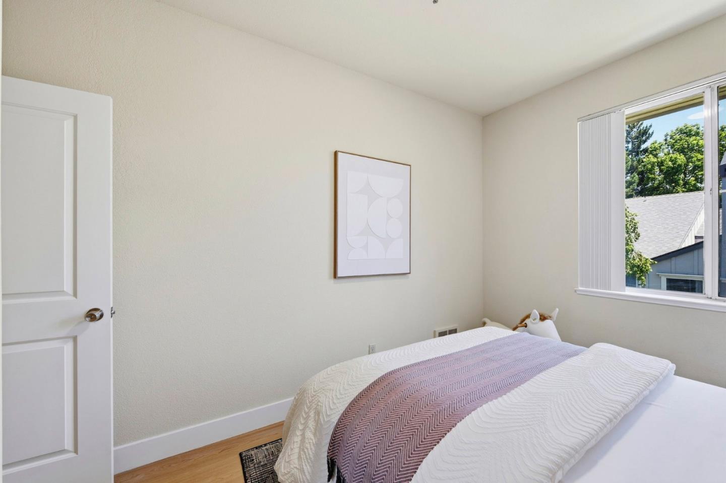 Photo #27: ML82050977 Listing: Photo #27