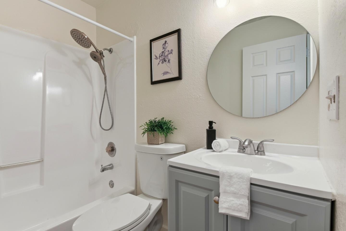 Photo #25: ML82050992 Listing: Photo #25