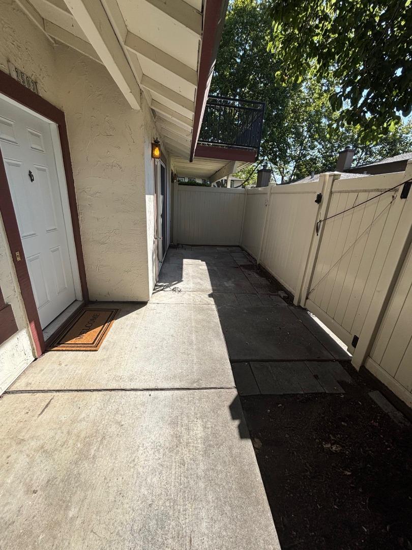 Photo #4: ML82051048 Listing: Photo #4