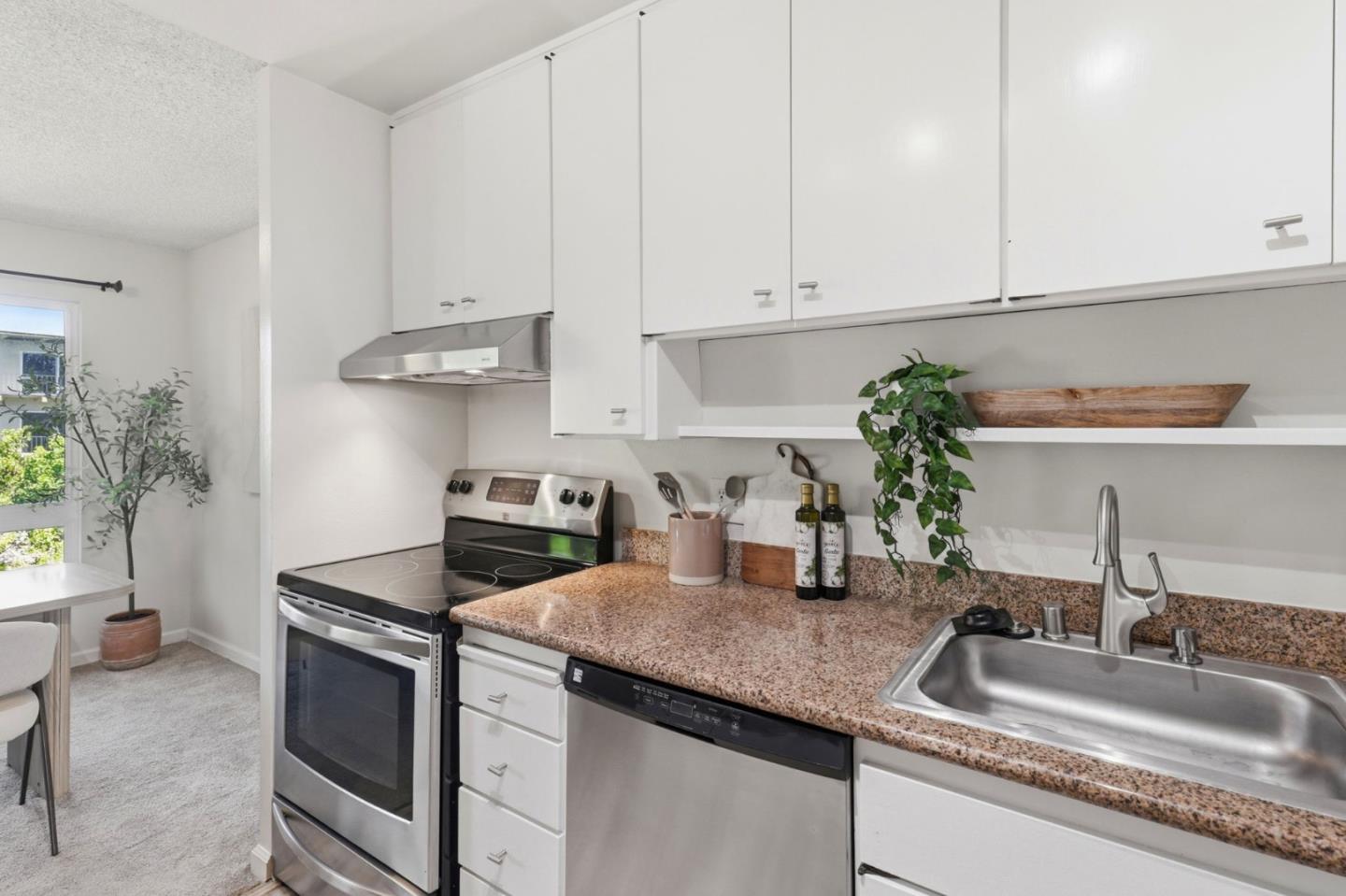 Photo #10: ML82051064 Listing: Photo #10