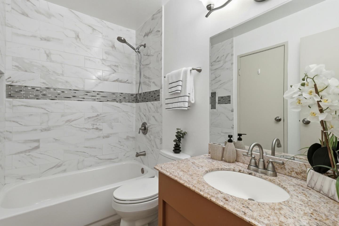Photo #26: ML82051064 Listing: Photo #26