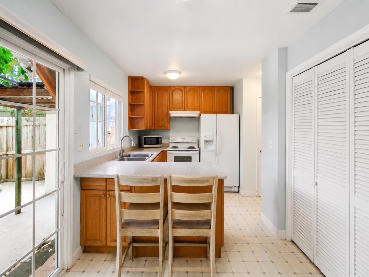 Photo #4: ML82051066 Listing: Photo #4