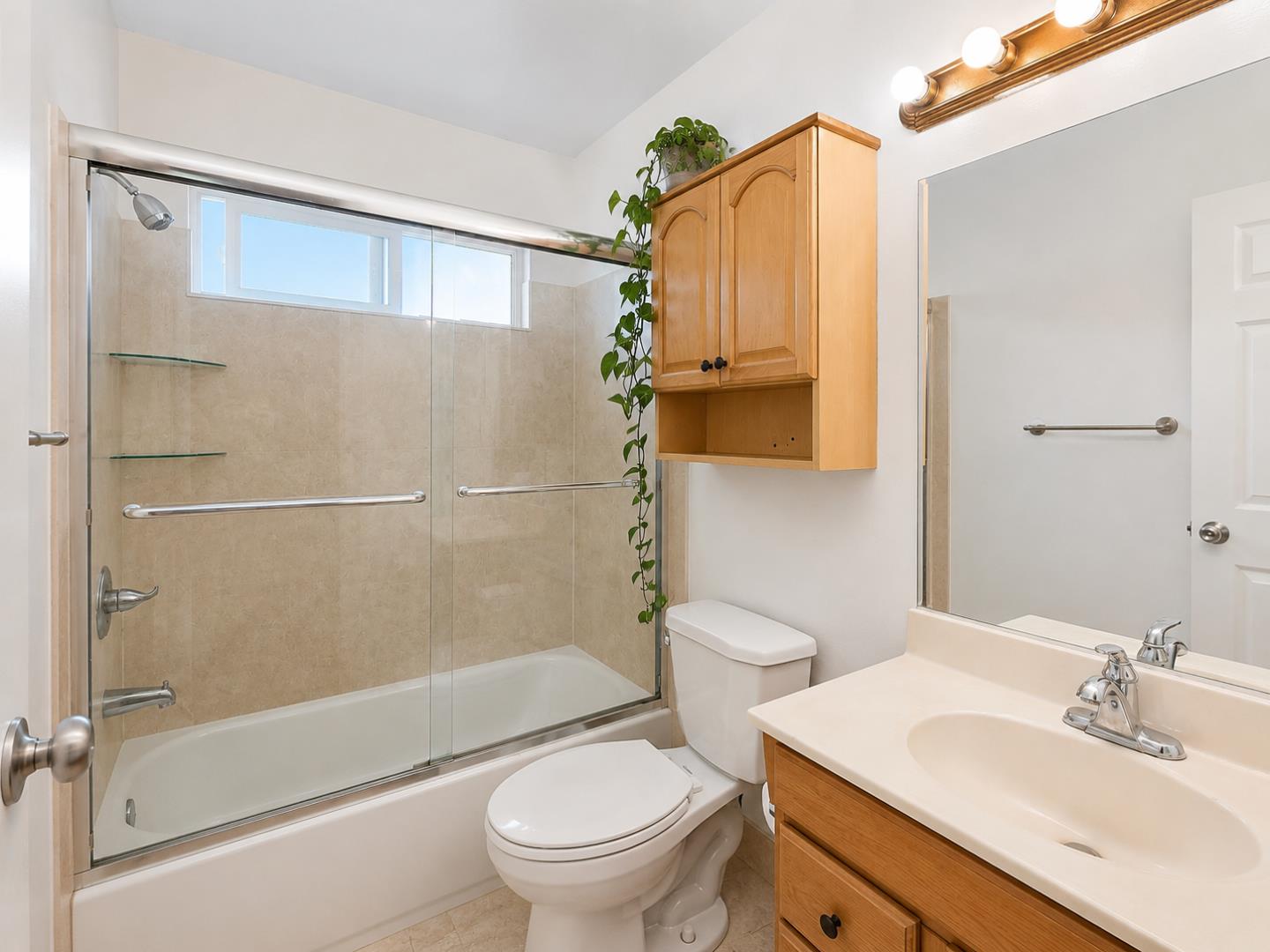 Photo #5: ML82051066 Listing: Photo #5