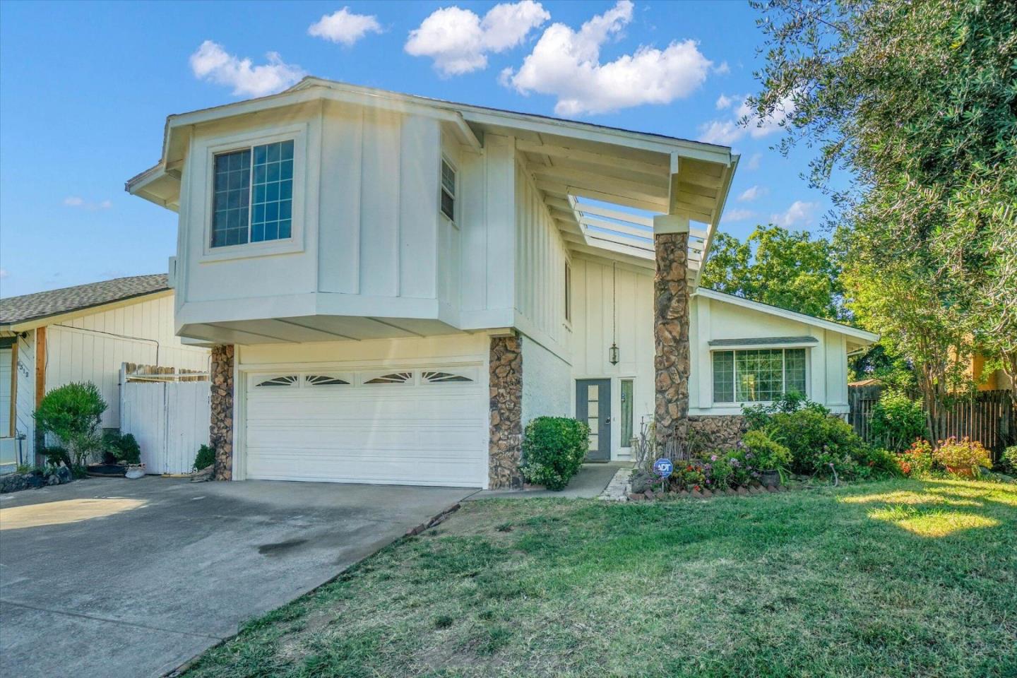 6308 Hillsdale BLVD, Sacramento, CA 95842, Photo 2