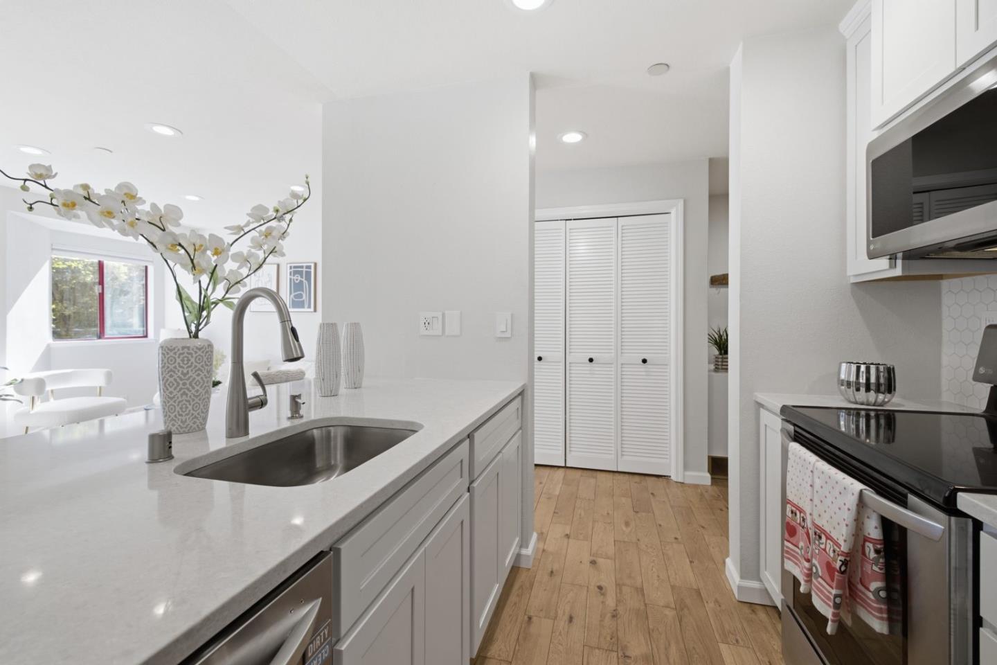 Photo #12: ML82051113 Listing: Photo #12