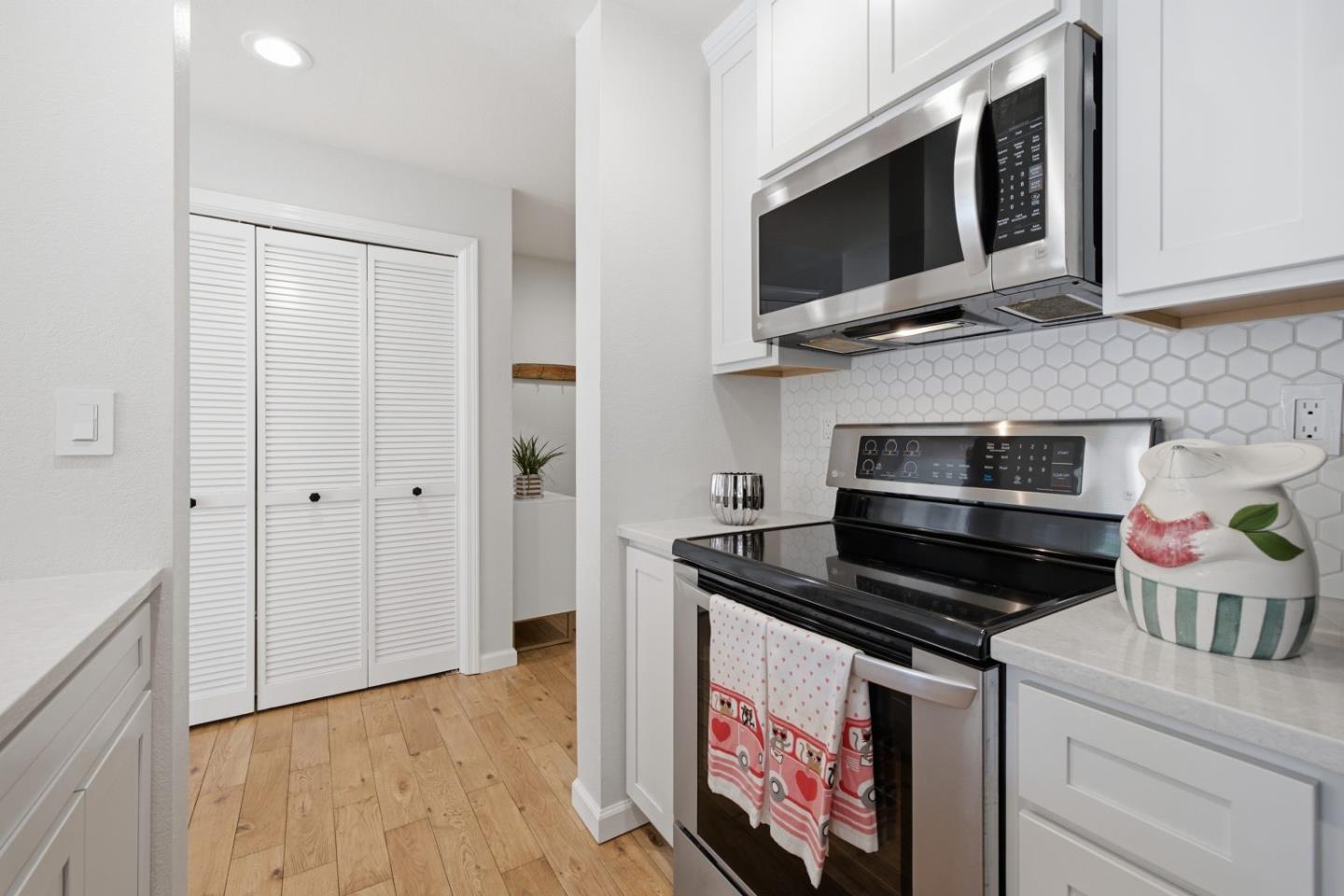 Photo #15: ML82051113 Listing: Photo #15