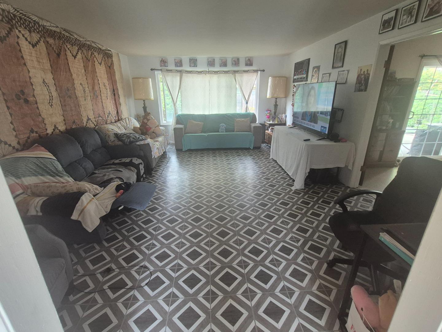 1076 Sierra Madre DR, Salinas, CA 93901, Photo 4