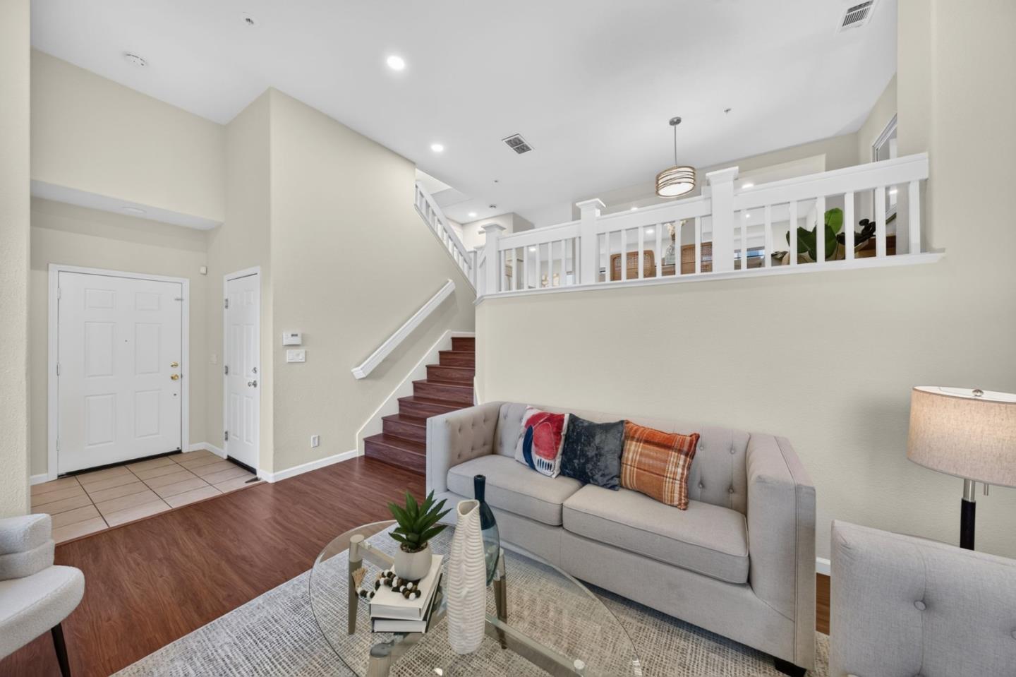 Photo #6: ML82051135 Listing: Photo #6