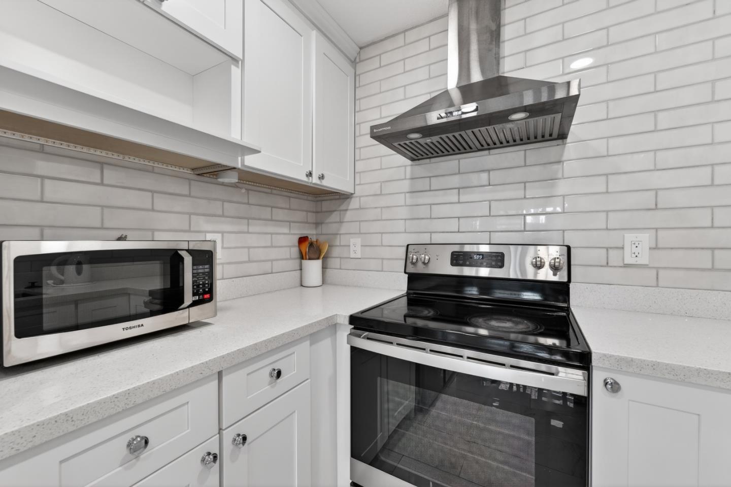 Photo #11: ML82051148 Listing: Photo #11