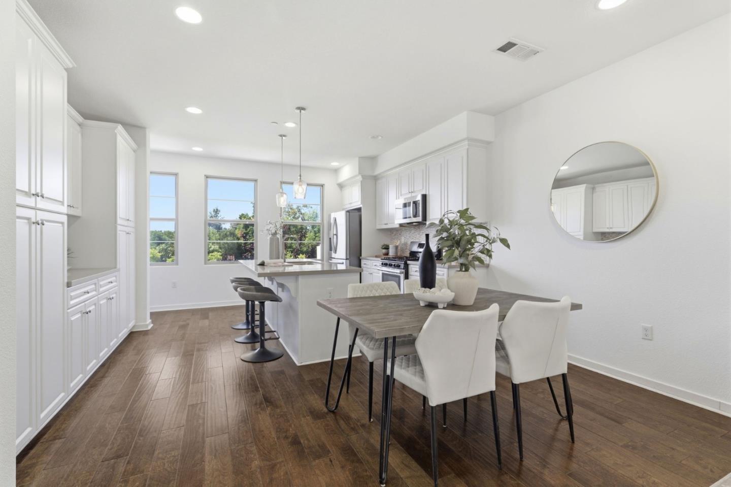 Photo #15: ML82051157 Listing: Photo #15