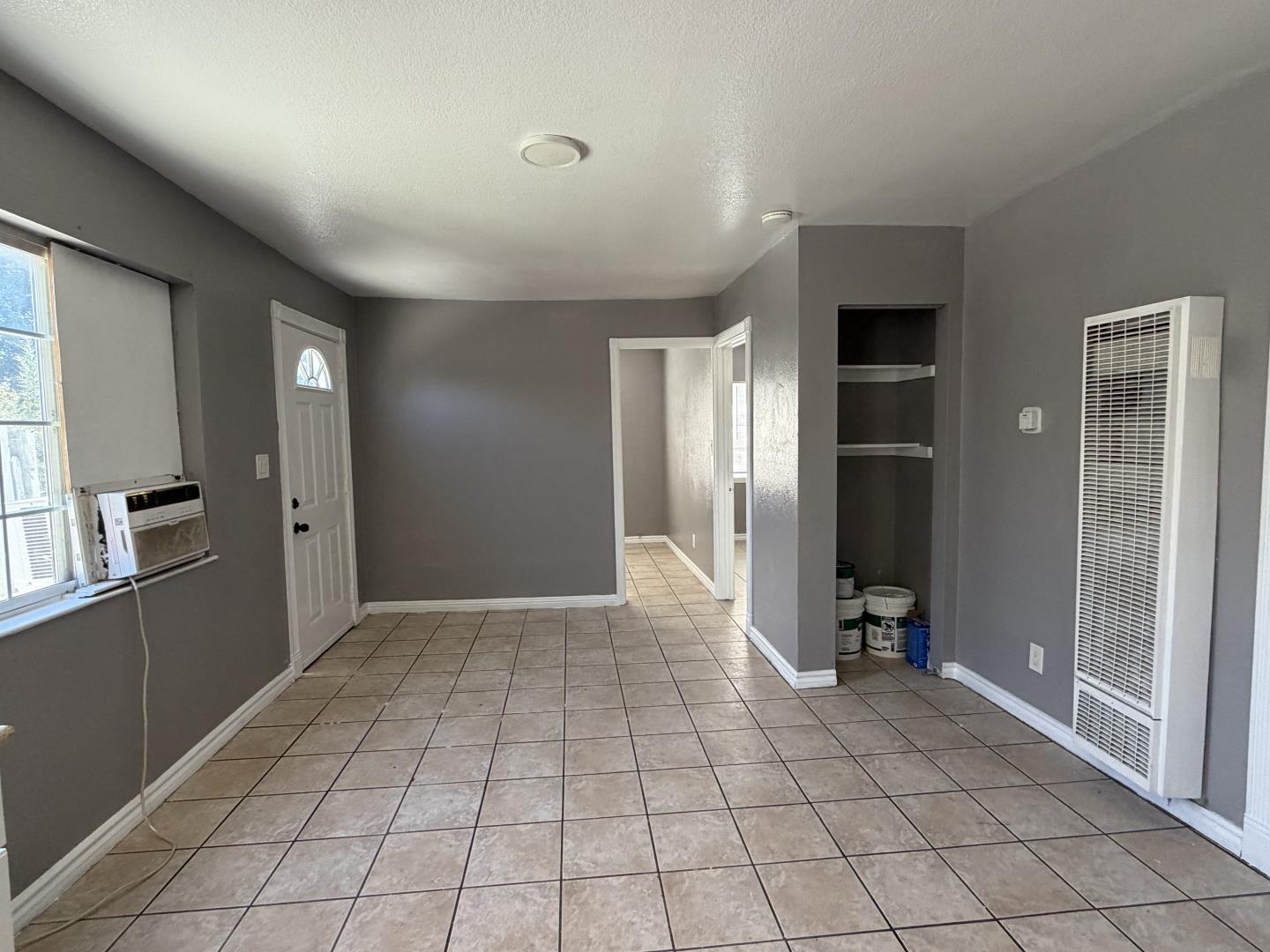 Front Image Thumbnail for ML82051219